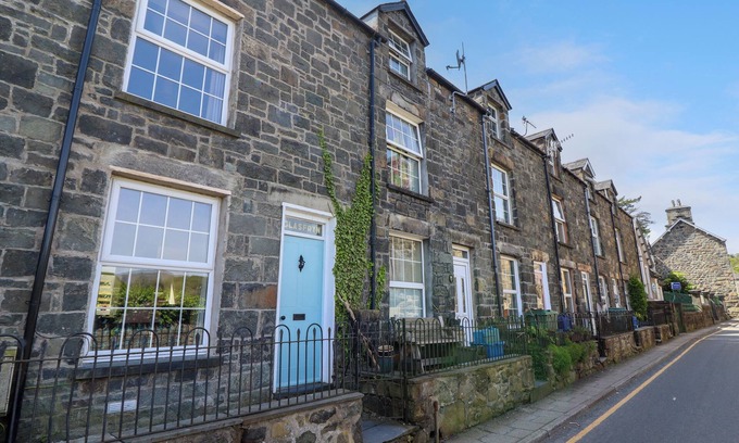 Dolgellau Cottage | GLASFRYN, pet friendly, with a garden in Dolgellau