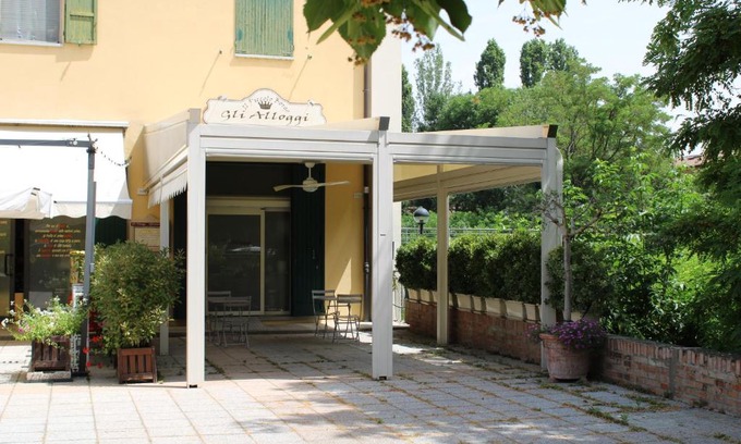 Castel Maggiore House | Gli Alloggi De Il Piccolo Borgo