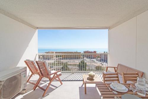 Canet de Berenguer Apartment | Global Properties, Moderno apartamento con terraza y vistas al mar