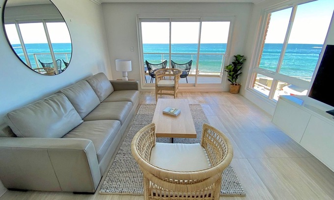 Cronulla Apartment | Gobsmacking Views with Direct Beach Access 2