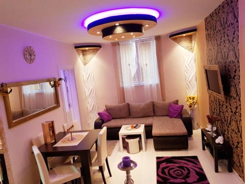 Zvezdara Apartment | Gold