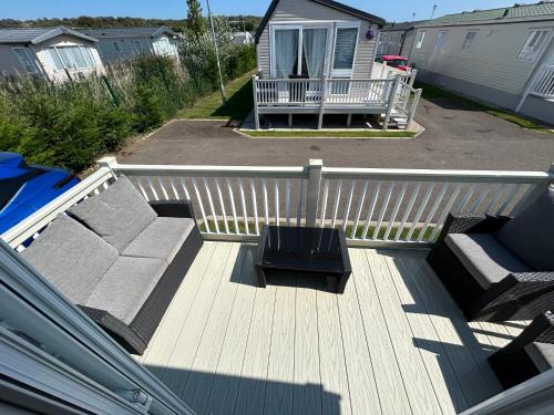 Chapel Saint Leonards House | Golden palm 8 birth holiday home