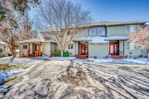 Redmond House | Golden Pheasant Nook