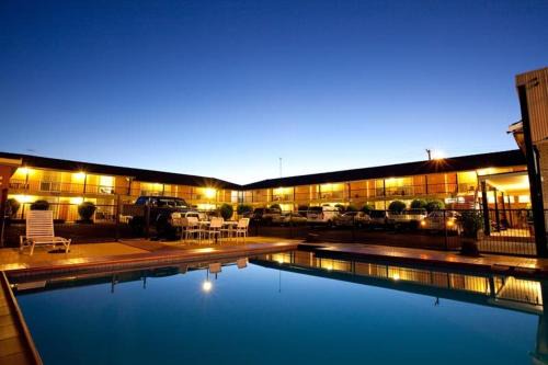 Dubbo Hotel | Golden West Motor Inn