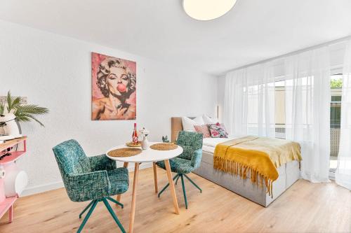 Pforzheim Apartment | Goldstadt Pop-Art Apartment