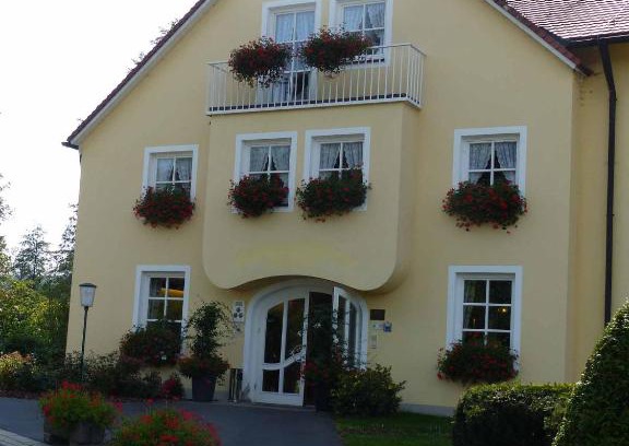 Neualbenreuth Apartment | Golf-Appartement Sonnenblick