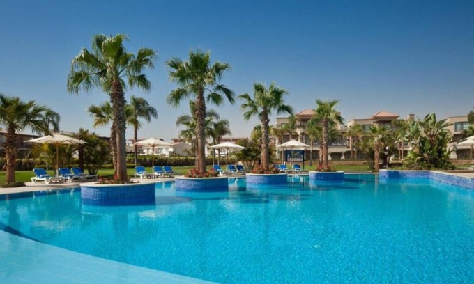 Ain Sokhna Hotel | Golf & Beach Oasis Near to Cairo Airport l Pools, Shisha Corner & Playground