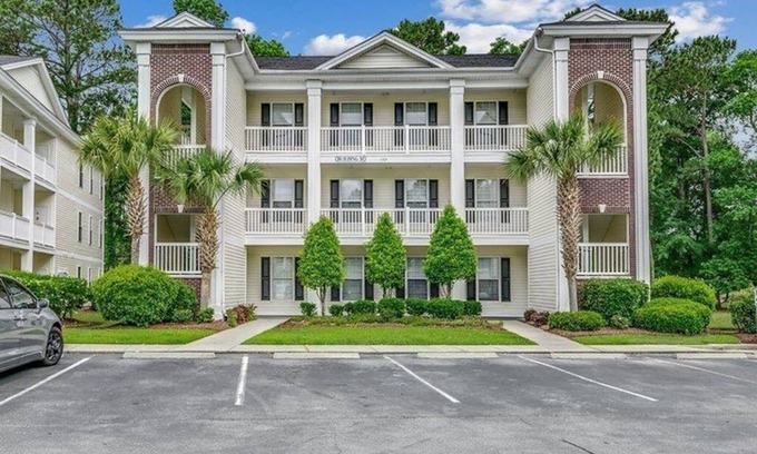 Carolina Forest Condo | Golf Course Vacation Spot, Luxurious 3BR Condo