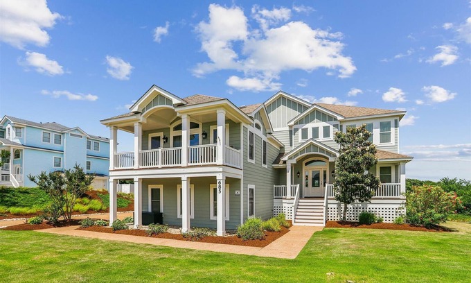 Corolla House | Golf Front, Premium built. Pool, hot tub, gameroom, theater room. Dogs ok.