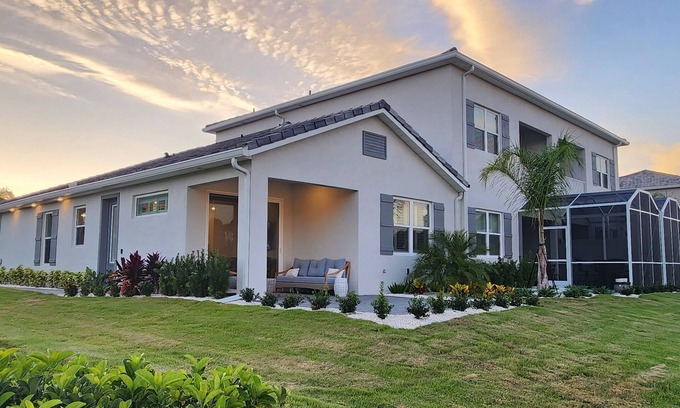 New Smyrna Beach House | Golf Villa - Fully Furnished - 2bed/2Bath