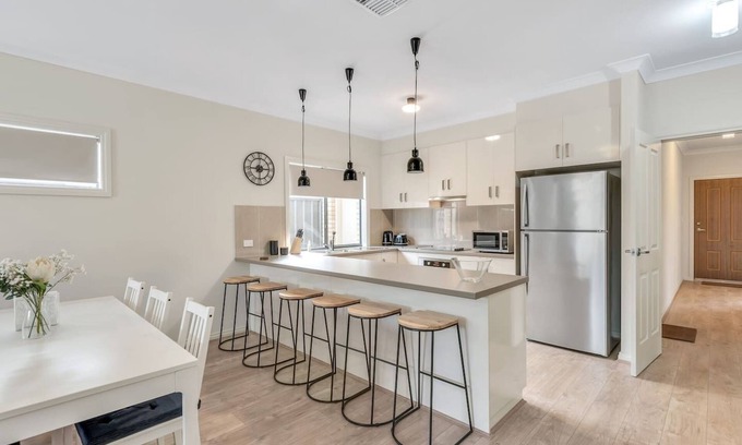 Goolwa House | Goolwa, Brooking St - Wi-Fi and Linen Included