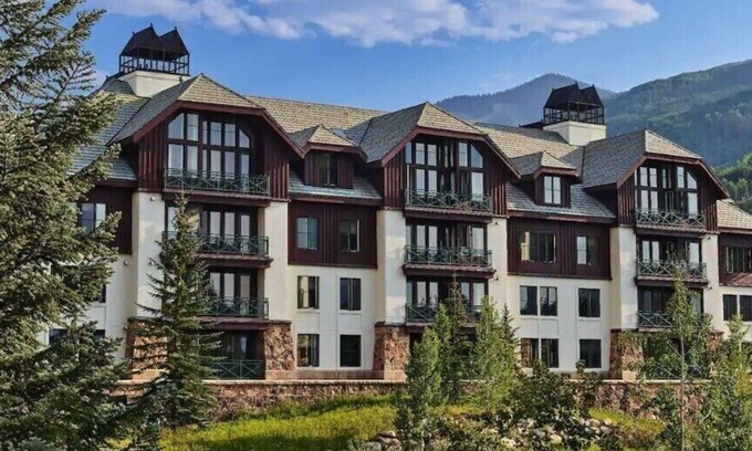 Beaver Creek Condo | GORGEOUS 2 BEDROOM SKI IN/OUT MOUNTAIN LODGE