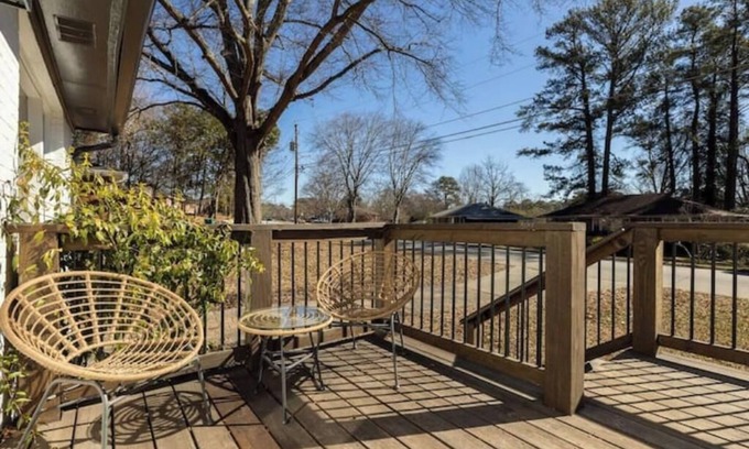 Smyrna House | Gorgeous 3BDR, 2BTH Home near Truist Park, The Battery, & Fox Creek Golf Course!