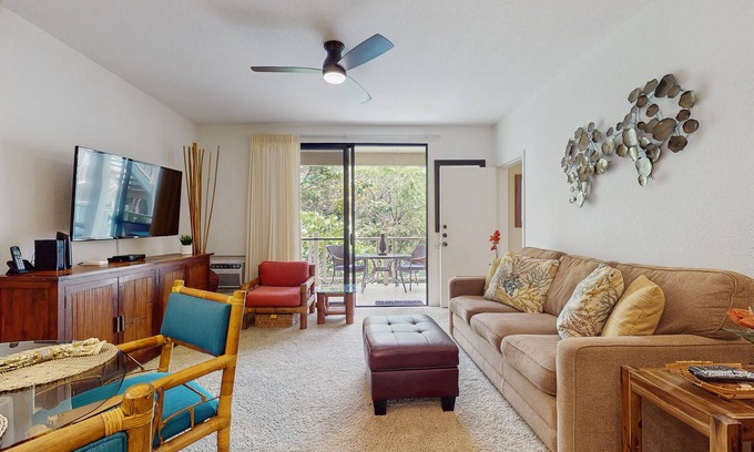 Wailea Condo | Gorgeous condo with large private lanai, shared pool, hot tub, BBQ, and tennis