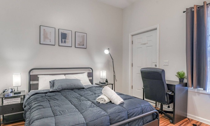 Jersey City Apartment | Gorgeous Duplex with parking by JSQ