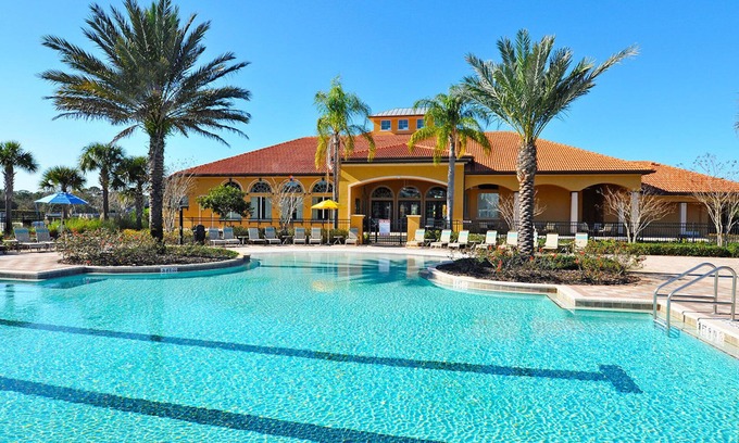 Hunters Creek House | Gorgeous family Home, Private Pool/Spa, Great View in Gated Resort near Disney