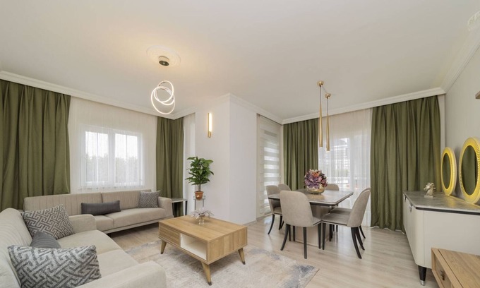 Sarsu Mahallesi Apartment | Gorgeous Flat with Mountain View in Antalya