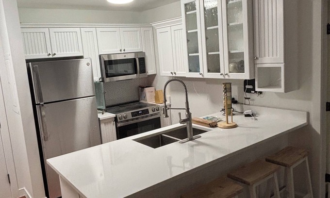 Salt Lake Mountain Resorts Condo | Gorgeous fully renovated 2br/2b condo ski in/out in Solitude