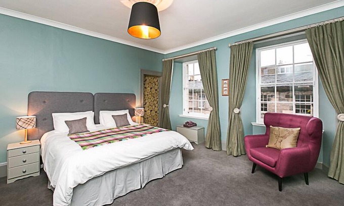 West End Apartment | Gorgeous Georgian apartment in the heart of Edinburgh's City Centre.