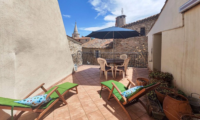 Faugeres House | Gorgeous home in Faugères with WiFi