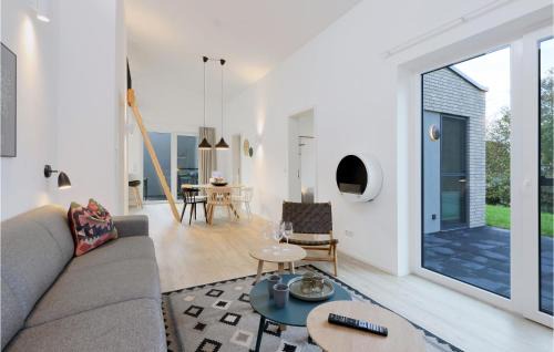 Lembruch House | Gorgeous Home In Lembruchdümmer See