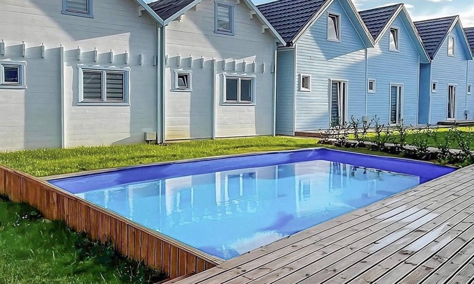 Rewal House | Gorgeous home in Rewal with WiFi