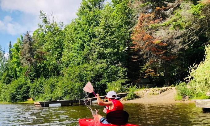 Saint-Calixte Cottage | Gorgeous Lakefront Cottage