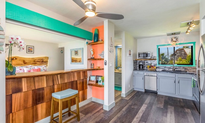 Princeville Condo | Gorgeous, Newly Remodelled Ocean Front Retreat-Sea Lodge II G6
