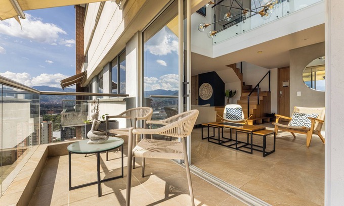 El Castillo Condo | Gorgeous Penthouse - AC, chef's kitchen, full washer & dryer, amazing views
