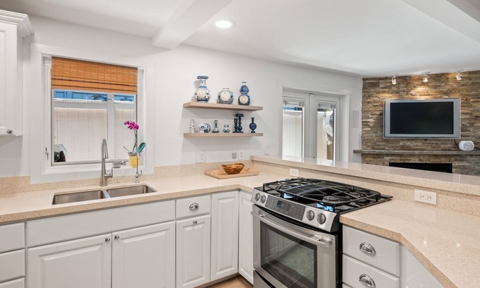 Aspen House | Gorgeous remodel, Fantastic Location! Amazing Aspen Luxury home walk to Gondola