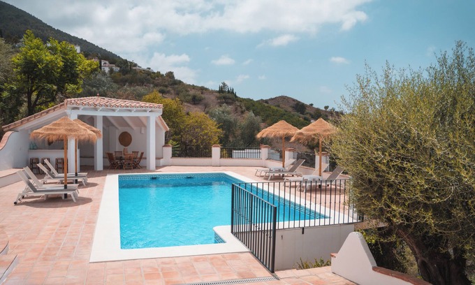 Los Cortijillos Villa | Gorgeous spacious family-friendly country villa, huge pool, stunning views