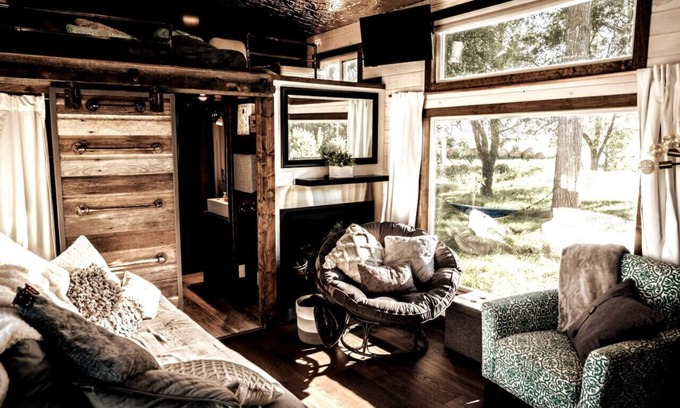 Burbank House | Gorgeous Tiny House, Peaceful Hills, Amazing Views