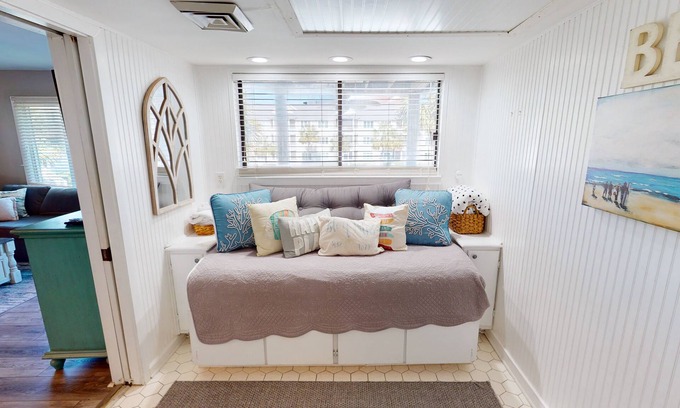 Isle of Palms Condo | Gorgeously decorated ocean view villa with a private porch and beach access