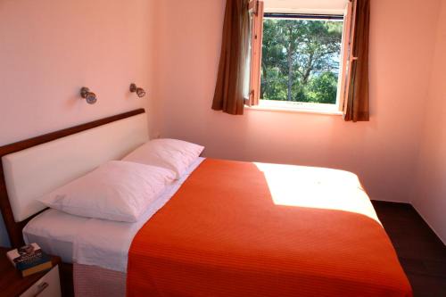 Verunic Apartment | Gorgonia Suites in Verunic