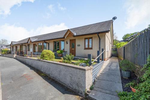 Ffestiniog House | Gorwel