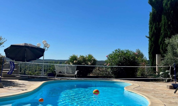 Goudargues House | Goudargues: Hills & Heated Pool