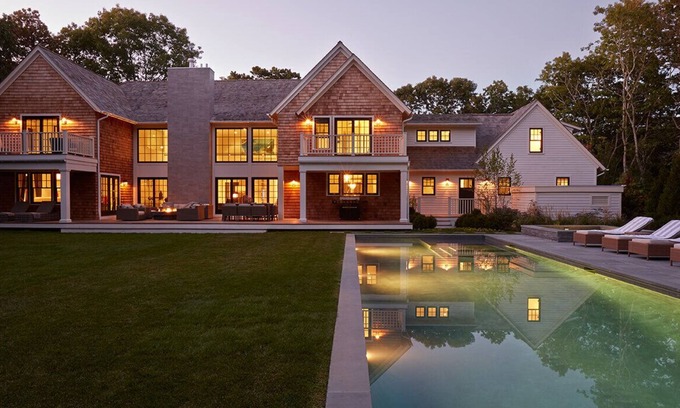 Wainscott House | Gourmet Kitchen with Stainless Appliances and Breakfast Bar, Furnished.
