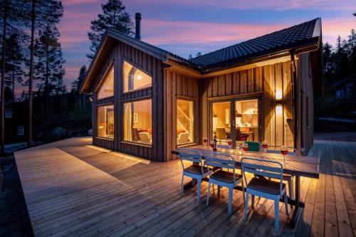 Vradal House | Grønnsted - 8p - With Bathtub & Hot Tub