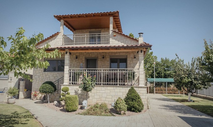 Nea Propontida Villa | Ninemia Sea Side Villa, Agios Mamas
