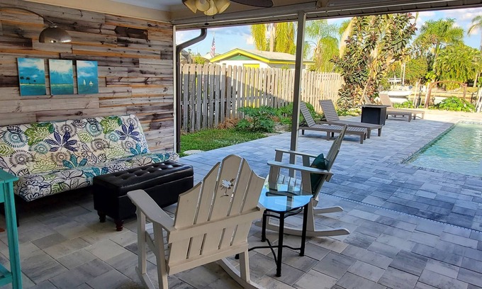 Fort Myers Shores House | Grace in Paradise - A Waterfront Experience