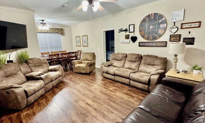 Branson Condo | Gracie's Getaway - 4 King Bedrooms w/4 Ensuite Baths! Sleeps 13!