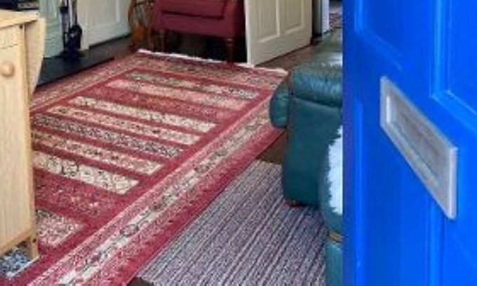 New Forest District House | Grade II Listed Town House, cosy and welcoming, close to The High Street