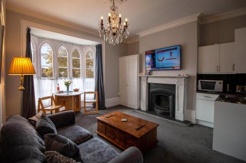 Herne Bay Apartment | Grand 1 bed Georgian Suite at Florence House, in the heart of Herne Bay and 300m from beach