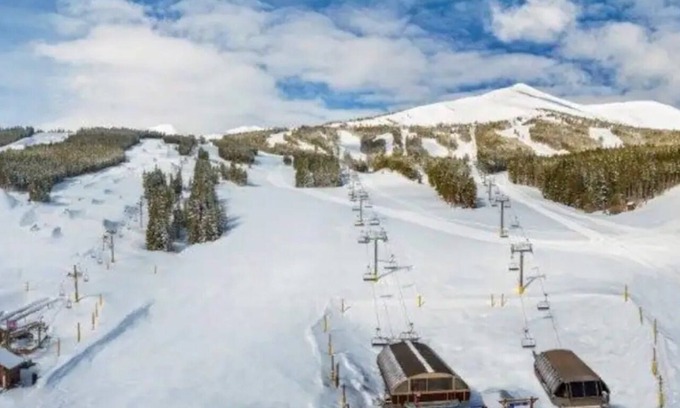 Peak 8 Resort | Grand Colorado on Peak 8 Suite ski in ski out - Presidents Week