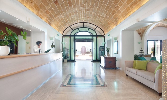 Santa Cesarea Terme Hotel | Grand Hotel Mediterraneo