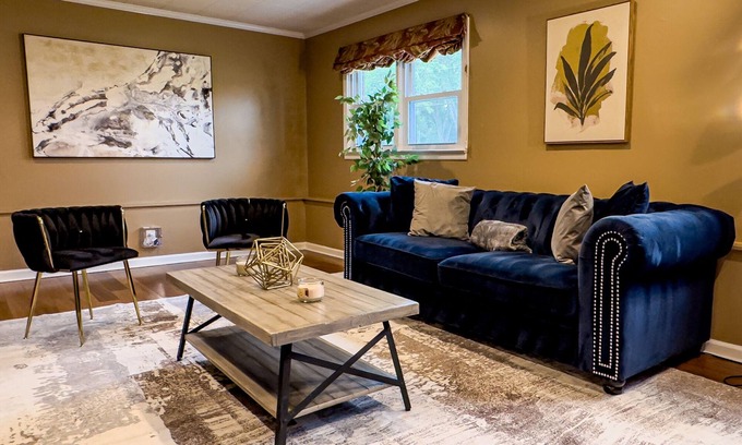 Princeton House | Grand Lakeview Retreat Near Town Game Rm 4BR