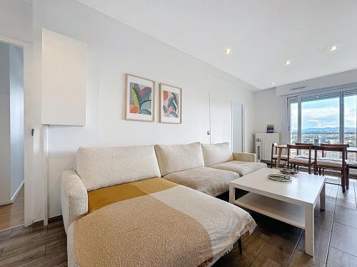 Viviani - Bonnevay Apartment | Grand T3, balcon et garage - Venissieux Lyon Sud