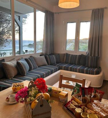 Agios Romanos House | Grandpa Simos' Traditional Guest House (Α)