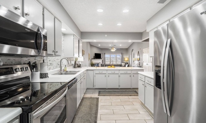 Branson Condo | Great Escape I – Private Balcony and Beautiful Views