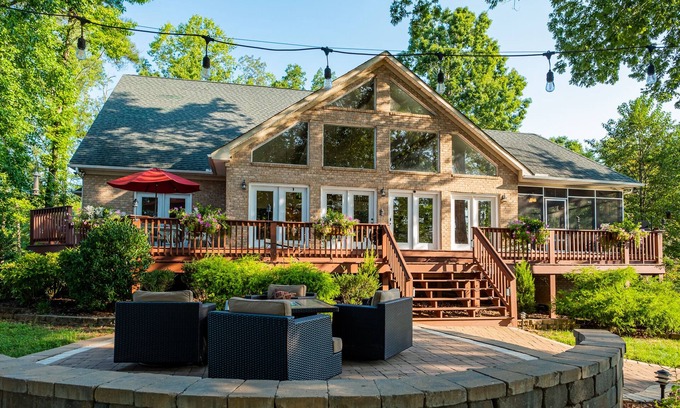 Bracey House | Great Escape-Spacious Peninsula Lot, Amazing Outdoor Spaces, Gentle Slope!